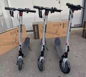 Skladana hulajnoga elektryczna Momodesign Evo 9