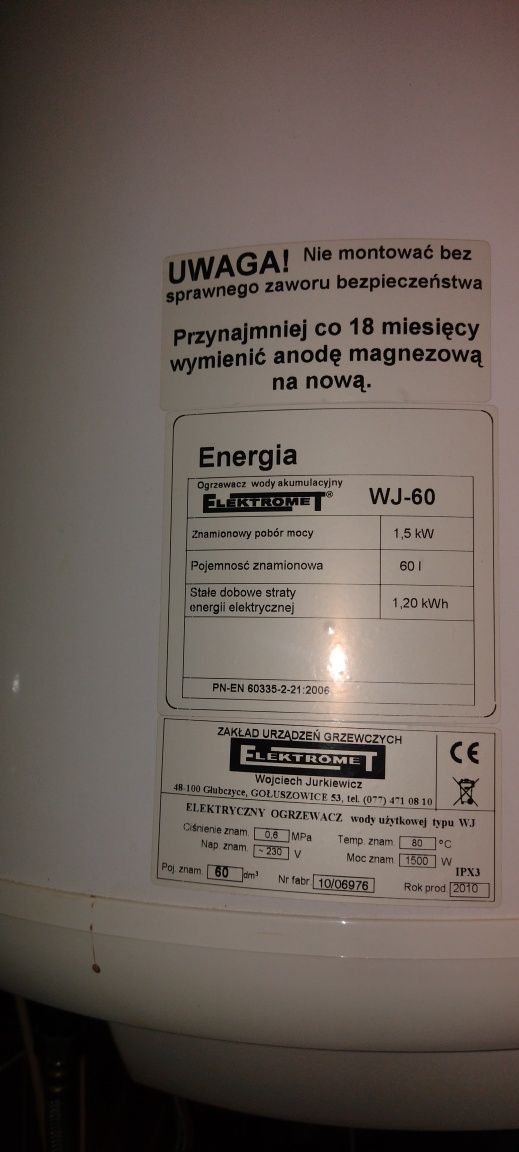 Bojler/elektryczny podgrzewacz 60l