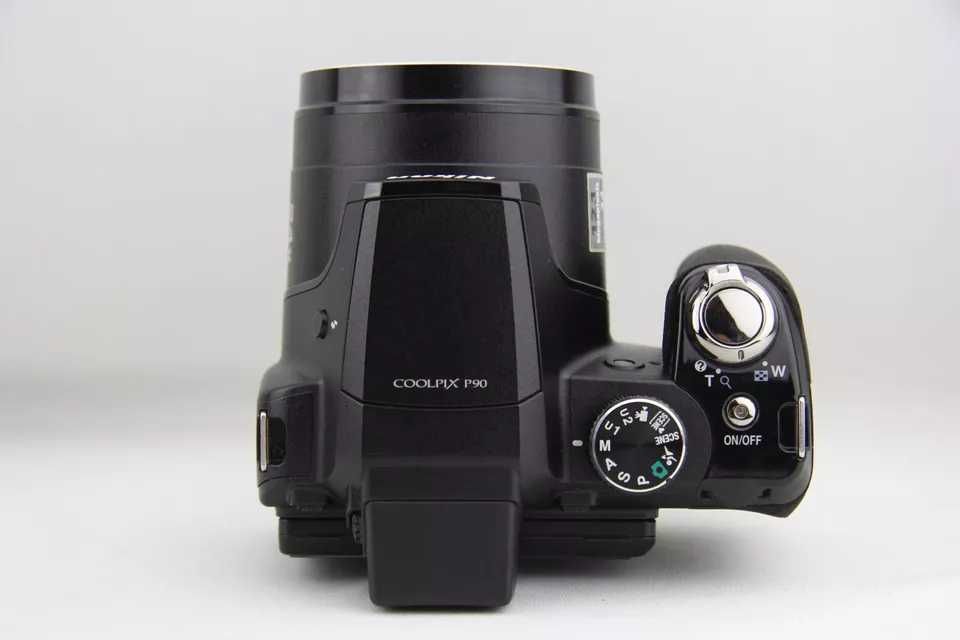 Aparat Nikon Coolpix P90