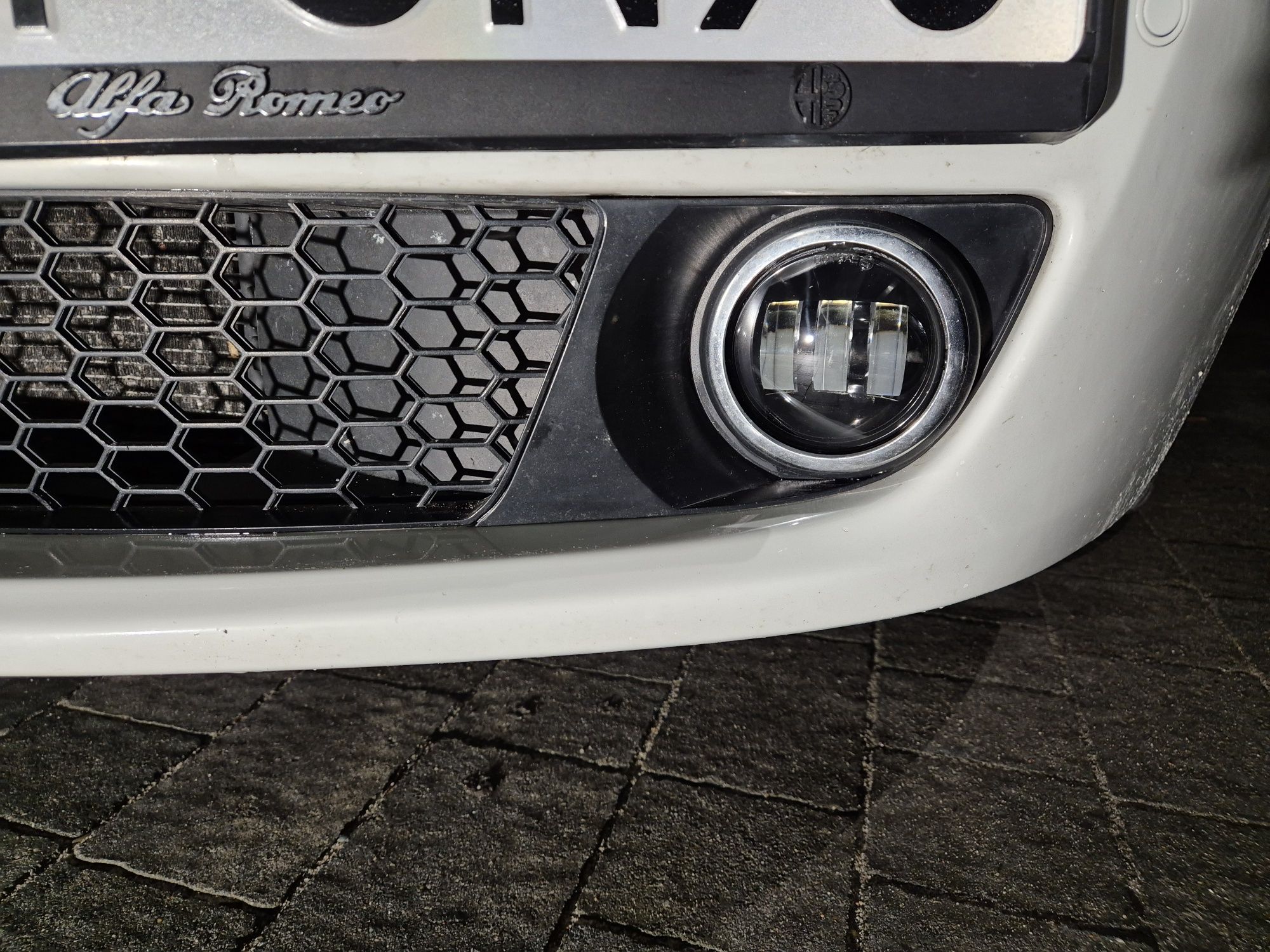 Halogeny LED Alfa Romeo 159 Brera Spider światła przeciwmgielne