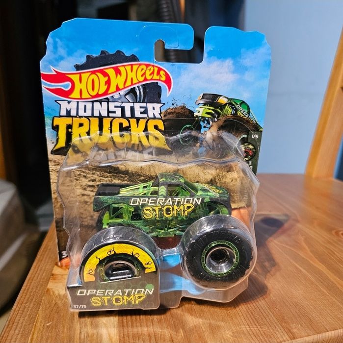 Miniatura HotWheels Monster Truck Operation Stomp