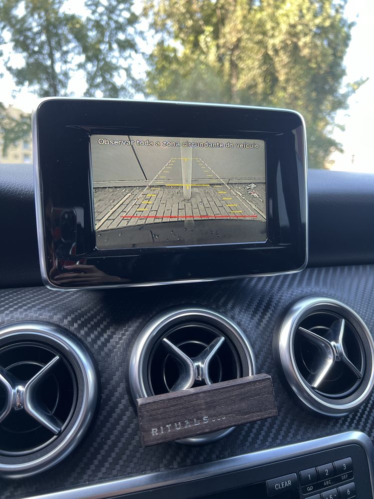 Mercedes Benz A180