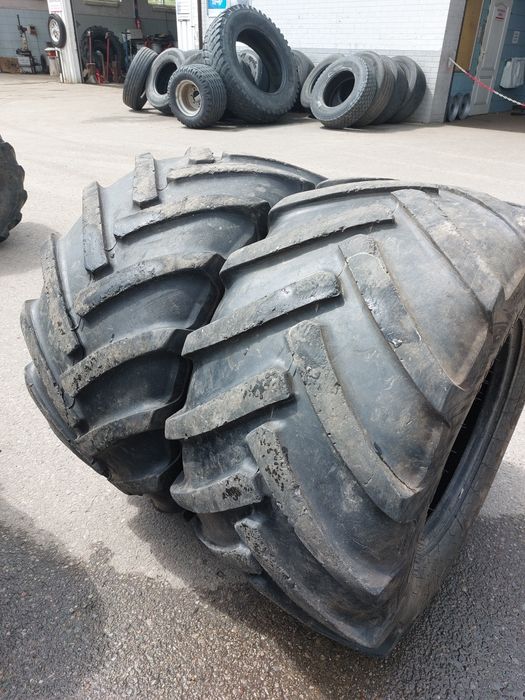 425/55-17 Mitas AC70C opony używane rolnicze para