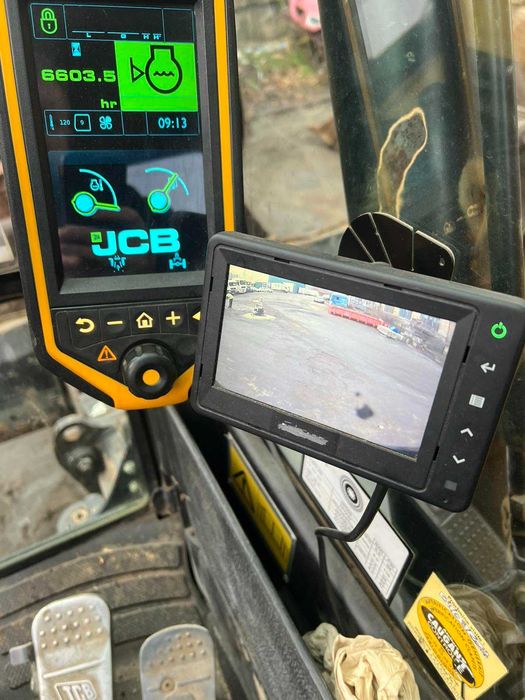 Колісний екскаватор JCB JS 145 W