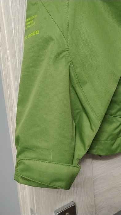 Kurtka przeciwdeszczowa przeciwwiatrowa