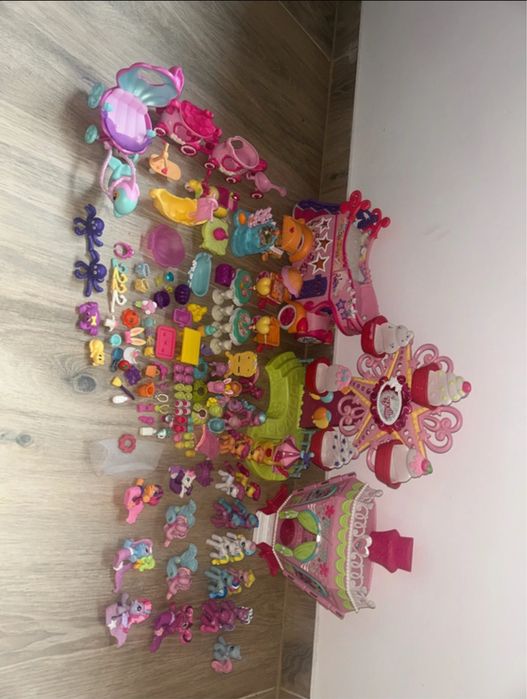 Duży zestaw My Little Pony Ponyville