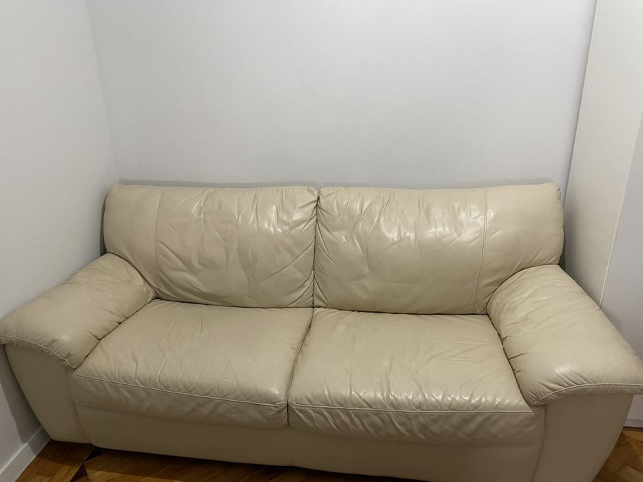 Sofa de pele  cerme ikea