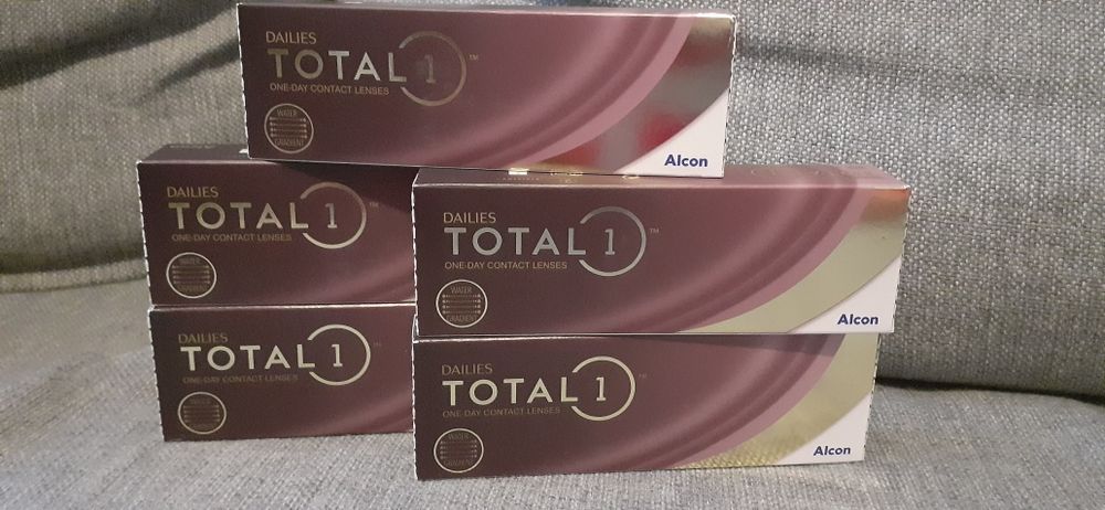 Soczewki Alcon Dailies Total 1