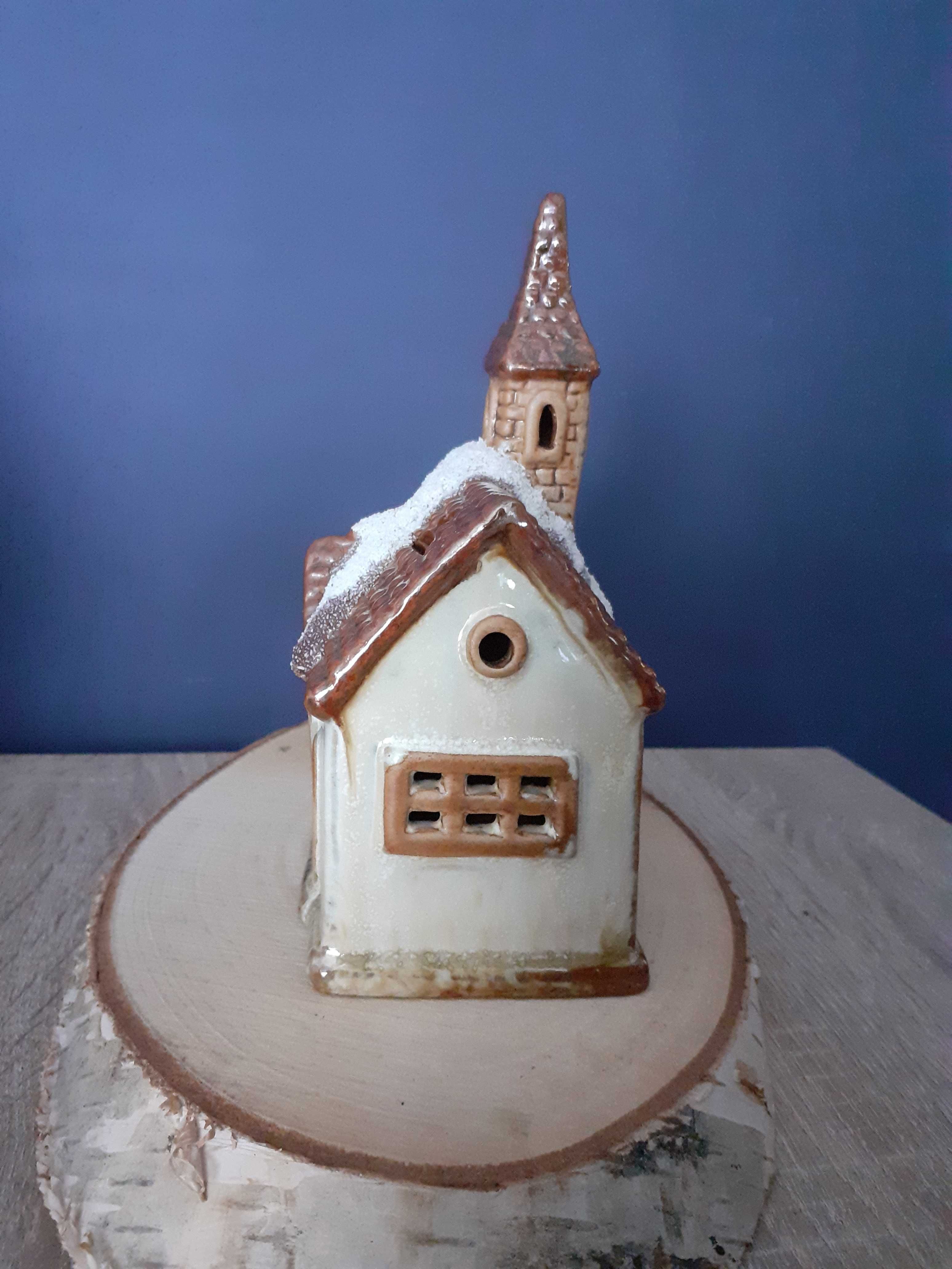 Domek kościółek ceramiczny kapliczka na świeczkę