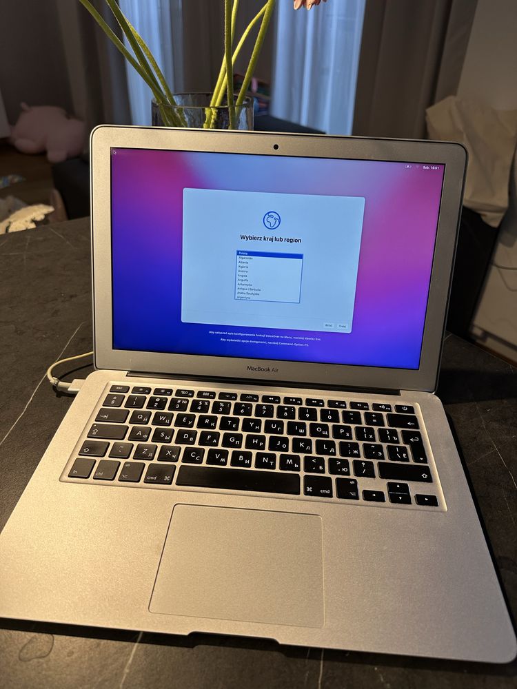 MacBook Air 13,3”