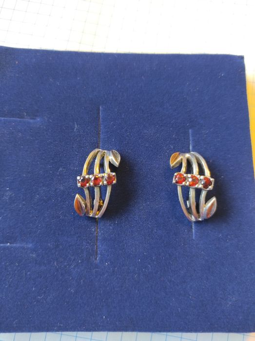 Серьги серебро с оранжевым камнем фианит