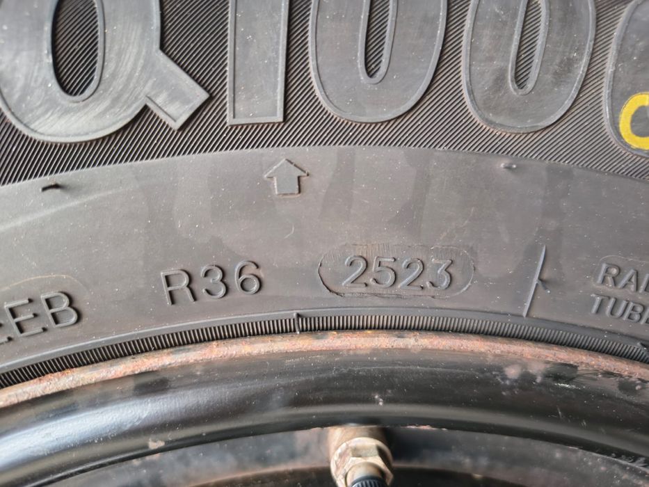 Koła zimowe opony felgi stalowe SUV 215/70R16 100H Zeetex WQ1000
