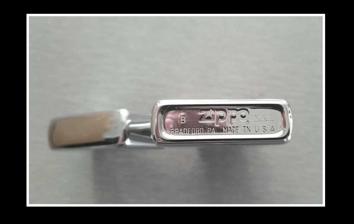 * Isqueiro ZIPPO *