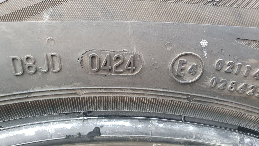205/55 R17 W  2шт Continental ( Континенталь) Авторезина, шини.