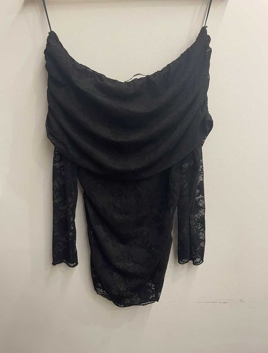 18+  Super Sexy Blouse with Open Shoulders