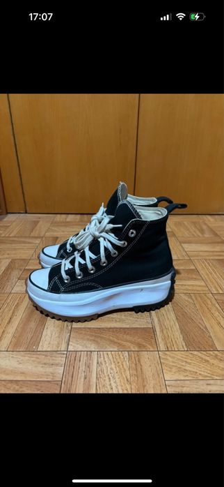 Converse pretos