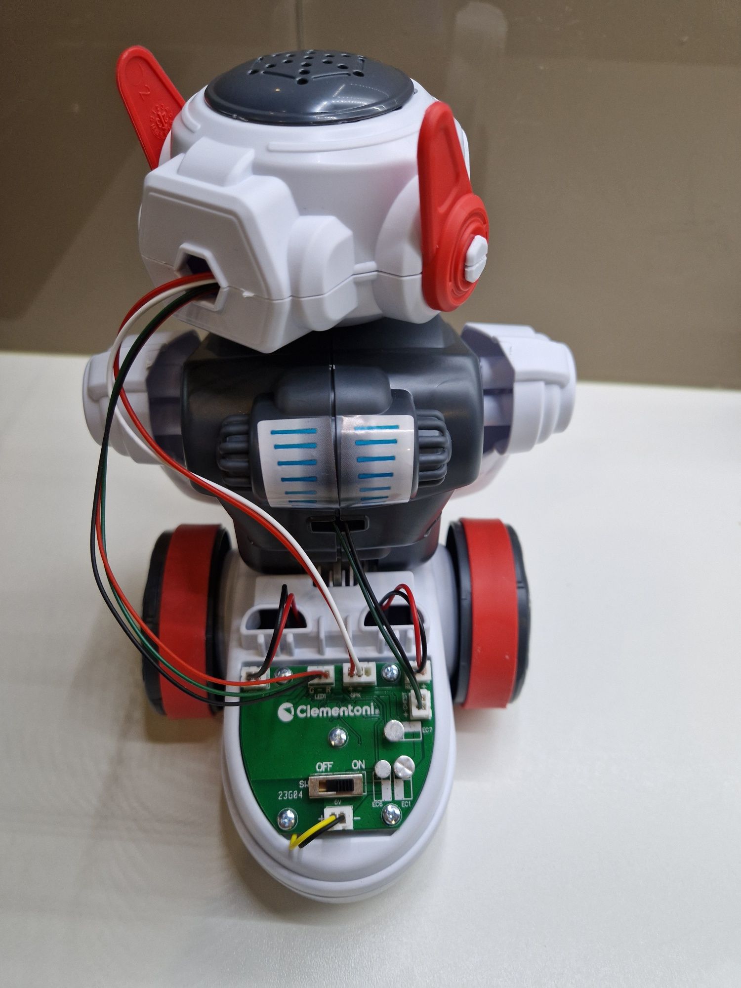 Evolution Robot  CLEMENTONI