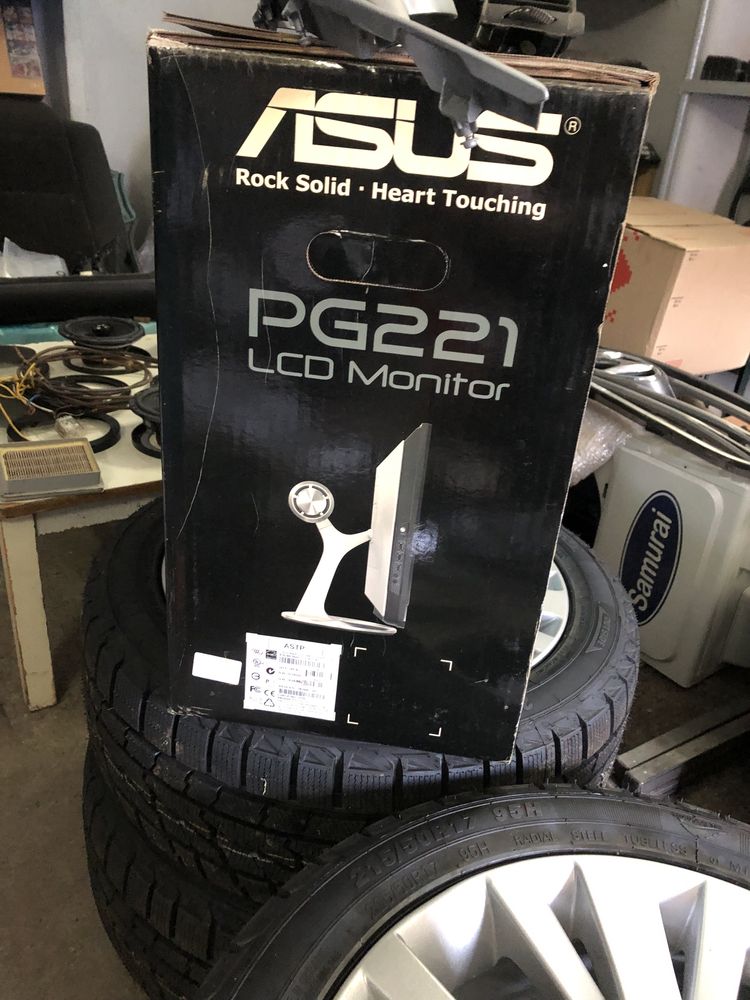 Монитор Asus PG221 LCD monitor