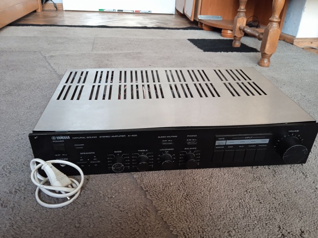 Wzmacniacz Yamaha A-400