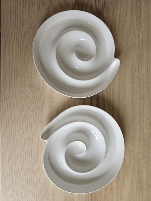 Conjunto de 2 Pratos NOVOS design em espiral