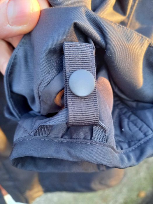 Nike - uniwersalna kurtka damska, przeciwdeszczowa, podpinka, kaptur L