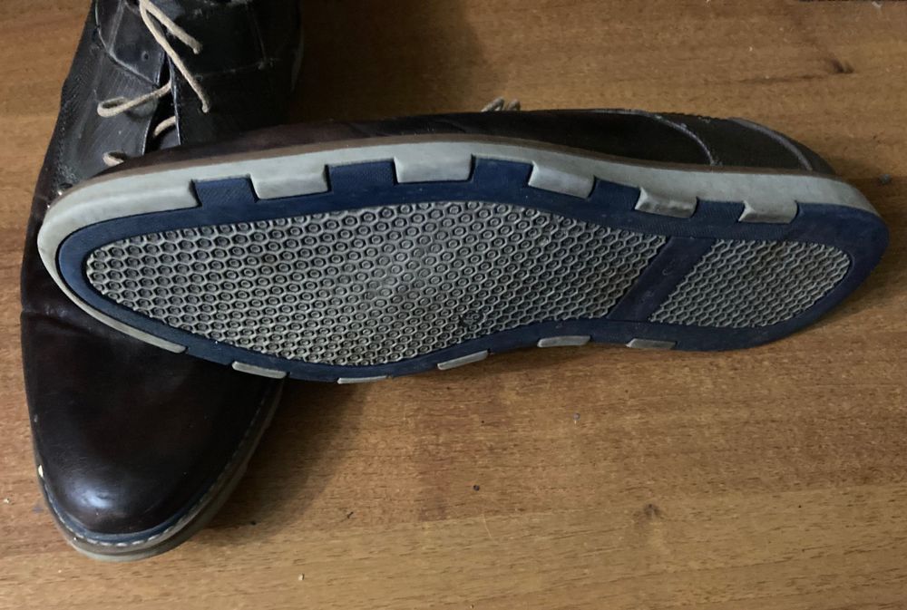 Туфлі,кросівки,мокасини, черевики чоловічі