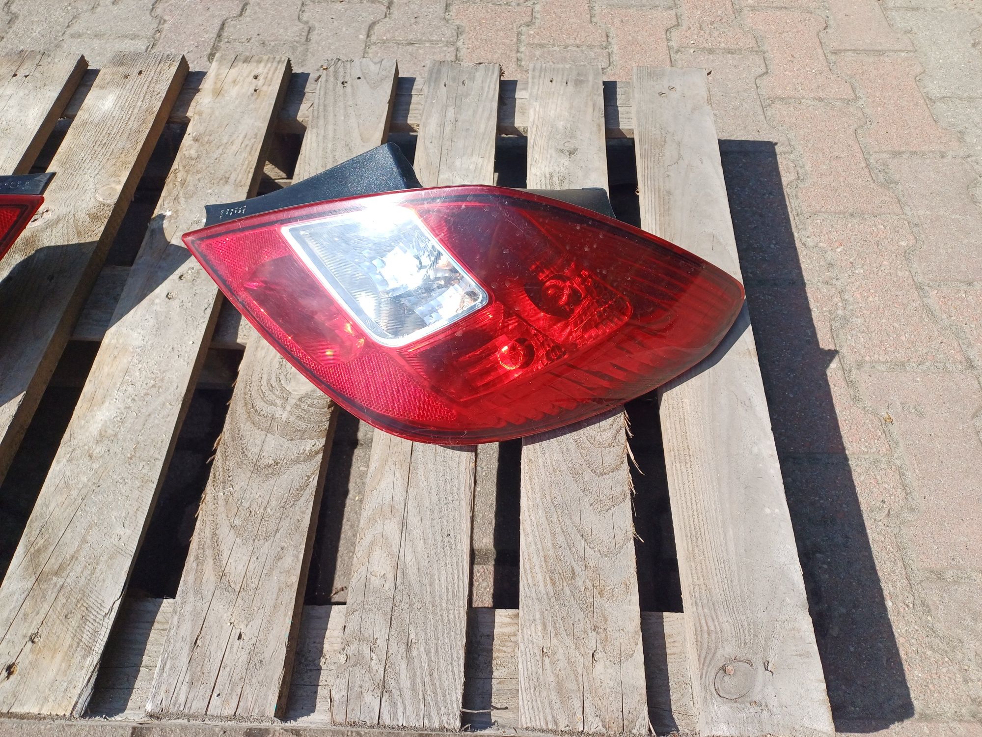 Tylne lampy Opel Corsa