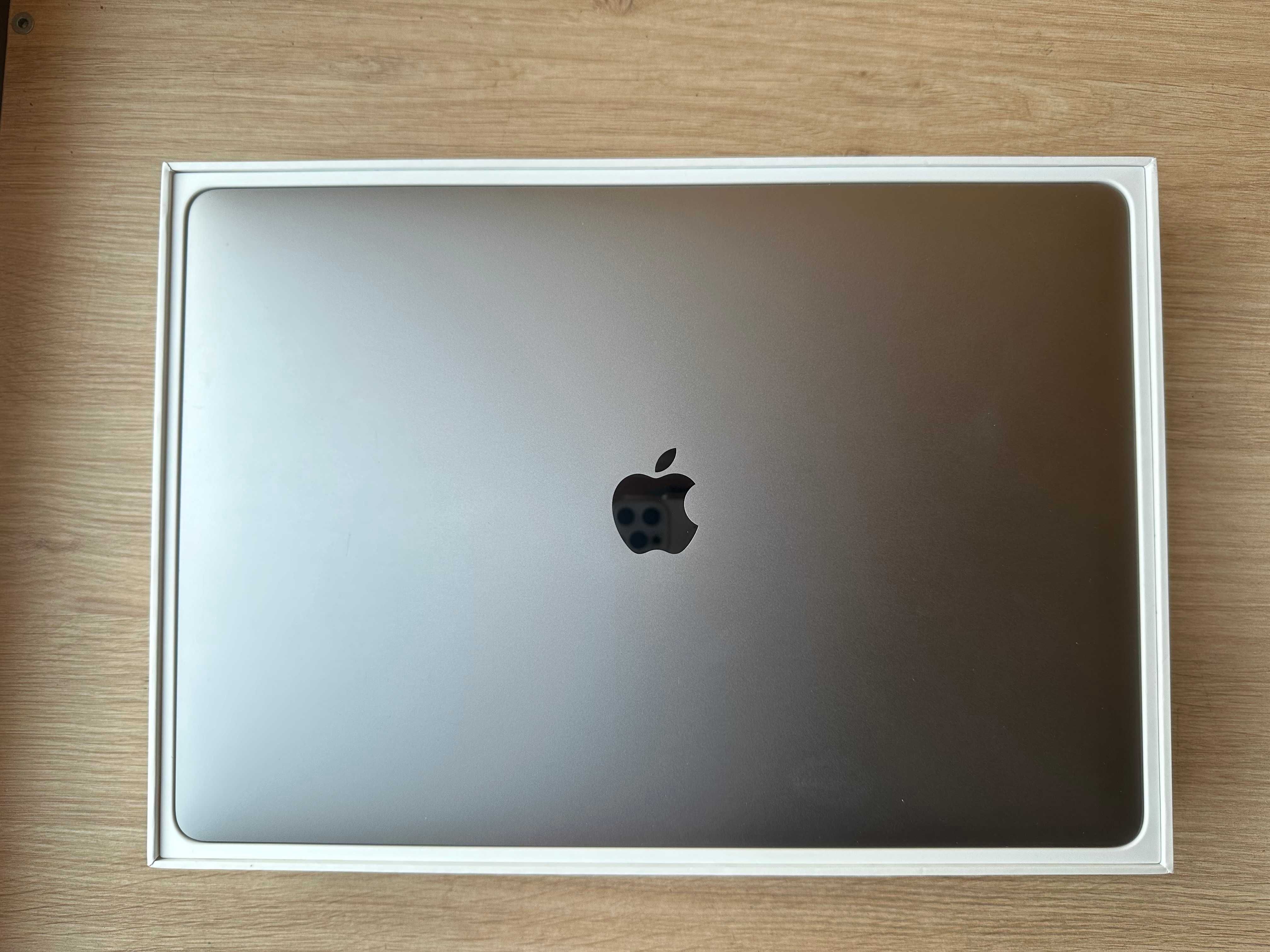 Ноутбук MacBook Pro (15-inch 2018) A1990 i7 Ram 16Gb SSD 512Gb