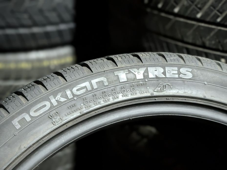 Шини зимові 225 40 r 18 Nokian резина колеса gtyres