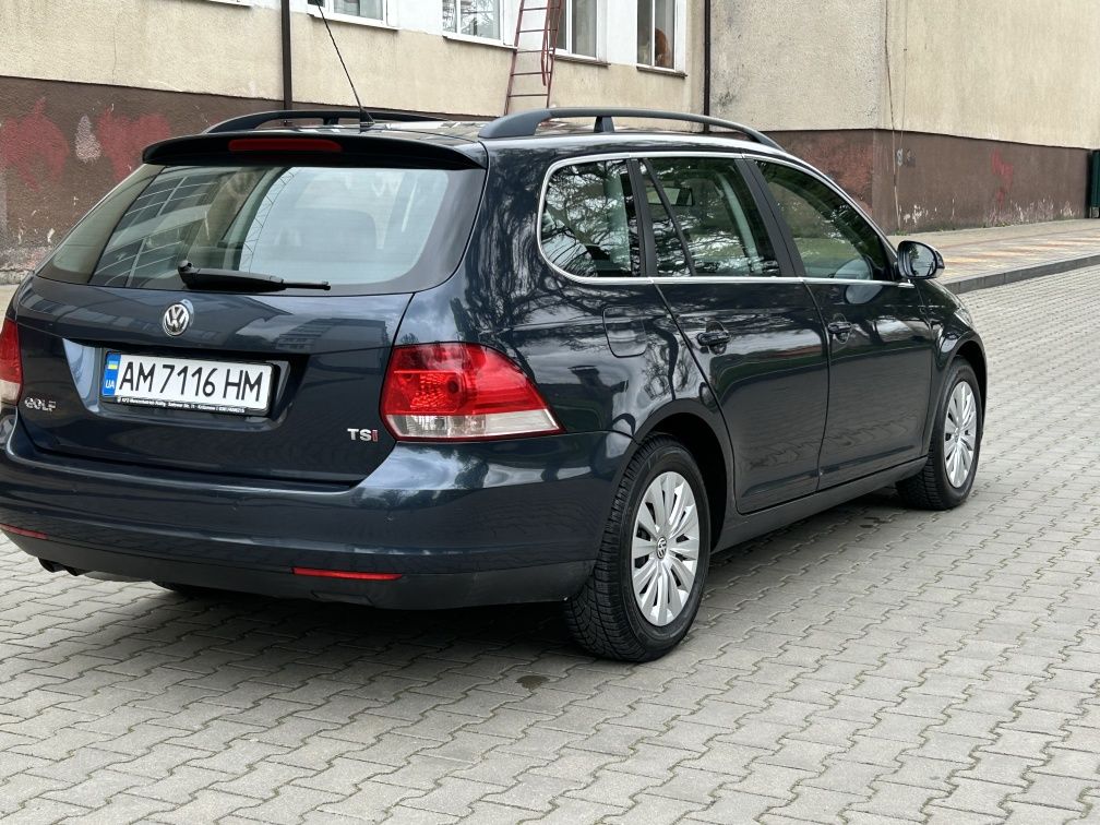 VW Golf 5 1.4 бензин АВТОМАТ З Німеччини Відмінний стан Не фарбований!