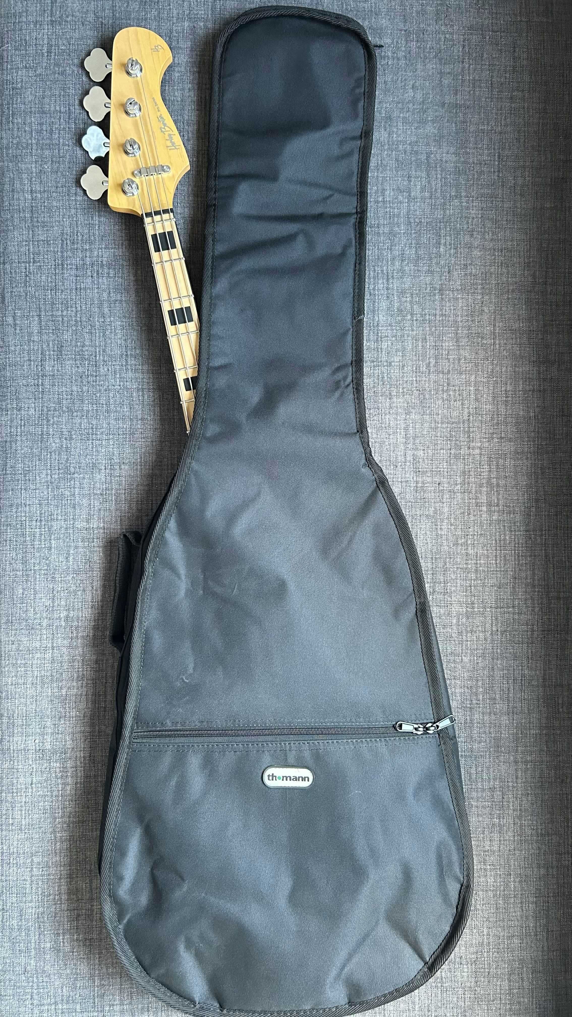 Baixo Harley Benton Enhanced MP-4MN Natural com Bag