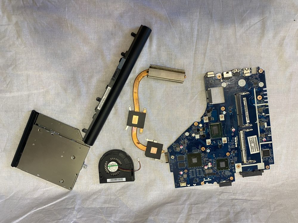 Acer E1-570G по запчатинам