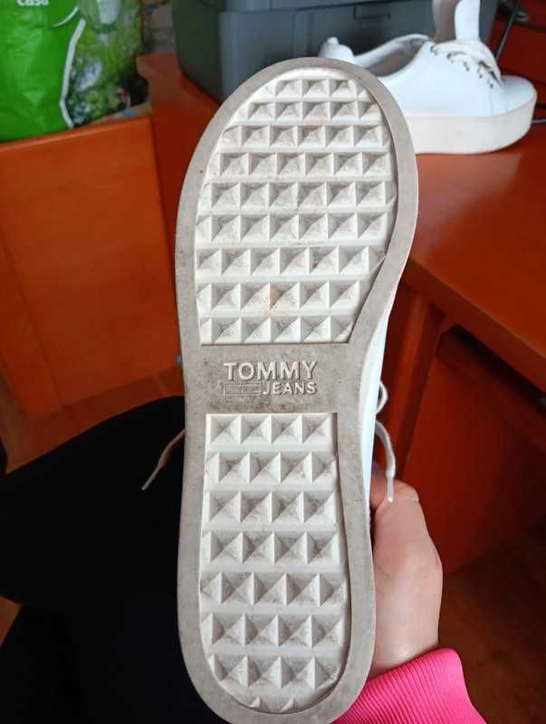 Ténis Brancos Tommy Hilfiger