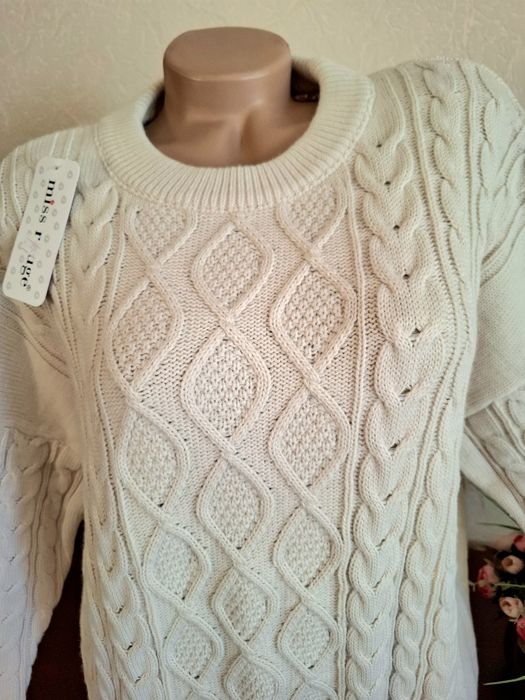 Теплый красивеный свитер Турция 48-56р