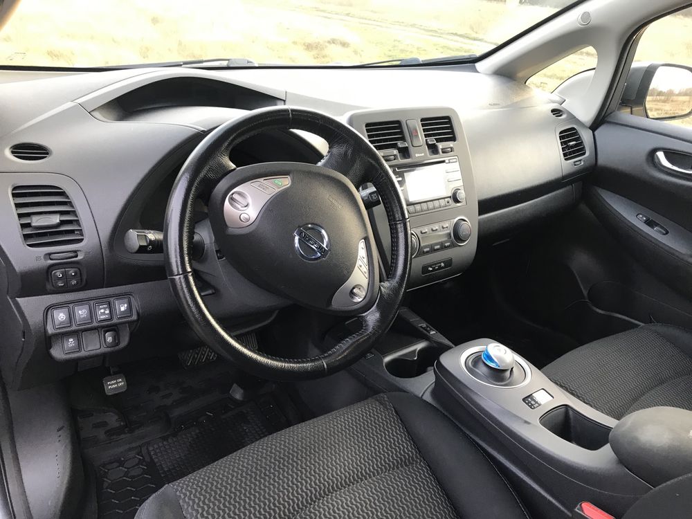 Nissan Leaf 2015 24 kW киів