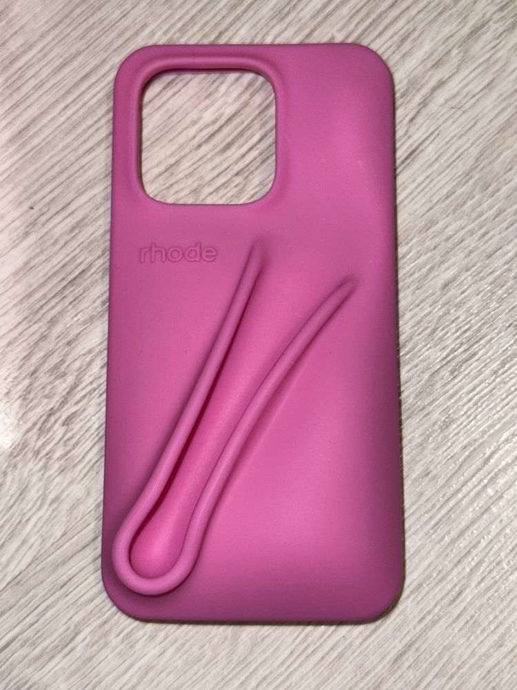 Obudowa różowa rhode case na iphone 15 pro