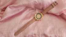 Relógio Quartz Rosa Com Brilhantes