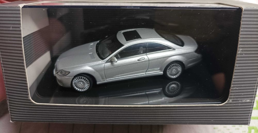 1:43 Mercedes miniaturas