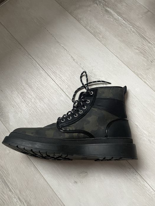 Черевики чоловічі Guess 42,5