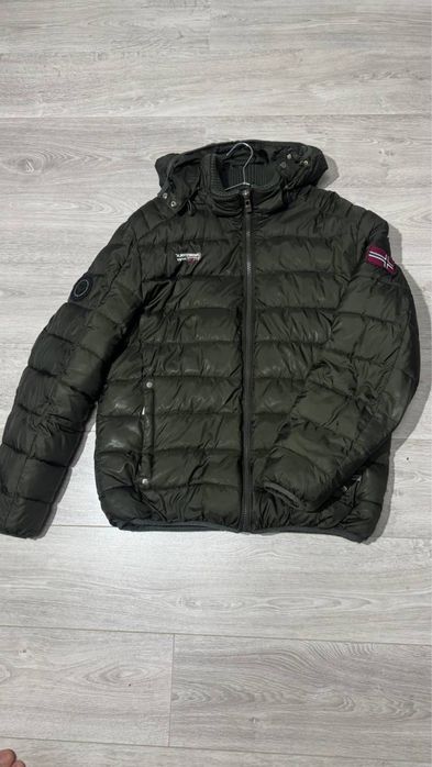 Зимова куртка чоловіча б/у