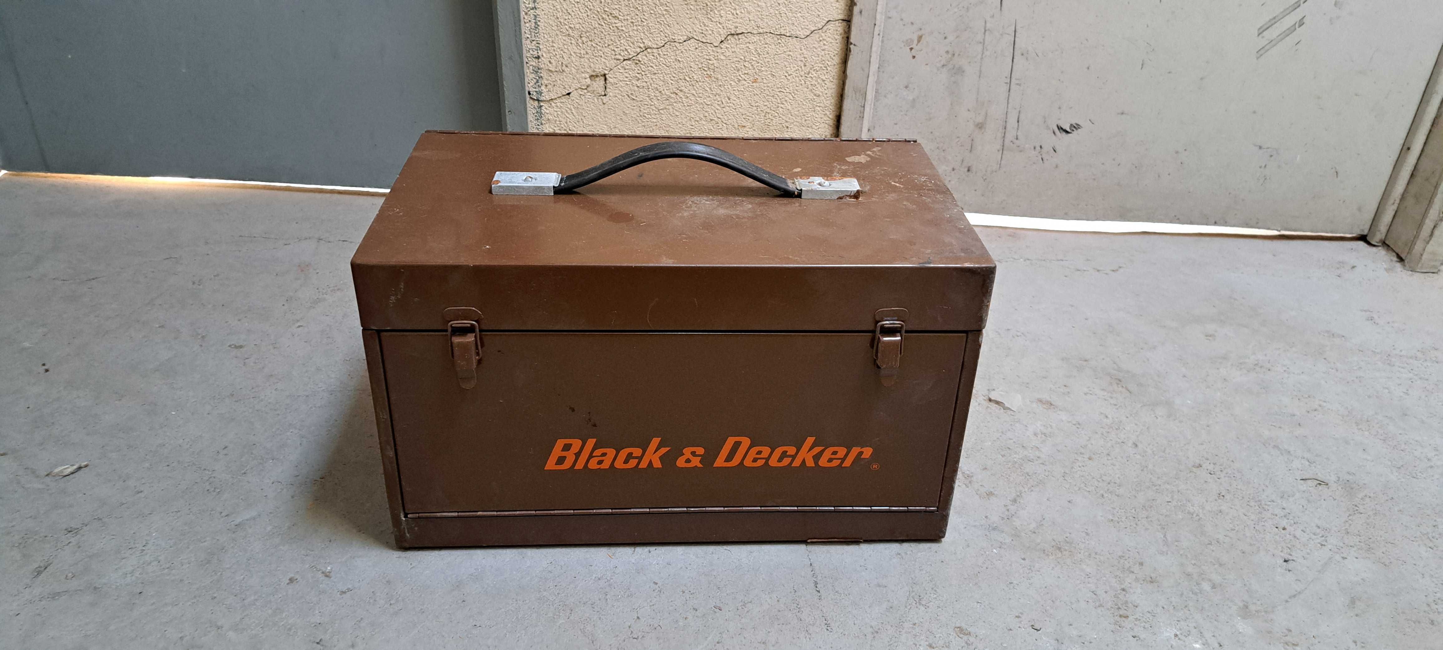 Mala Vintage Black e Decker com conjunto de 3 Máquinas (Novas)