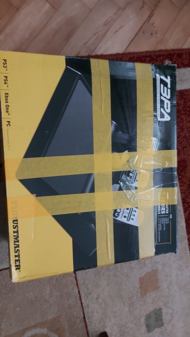 Manipulatory Thrustmaster T3PA