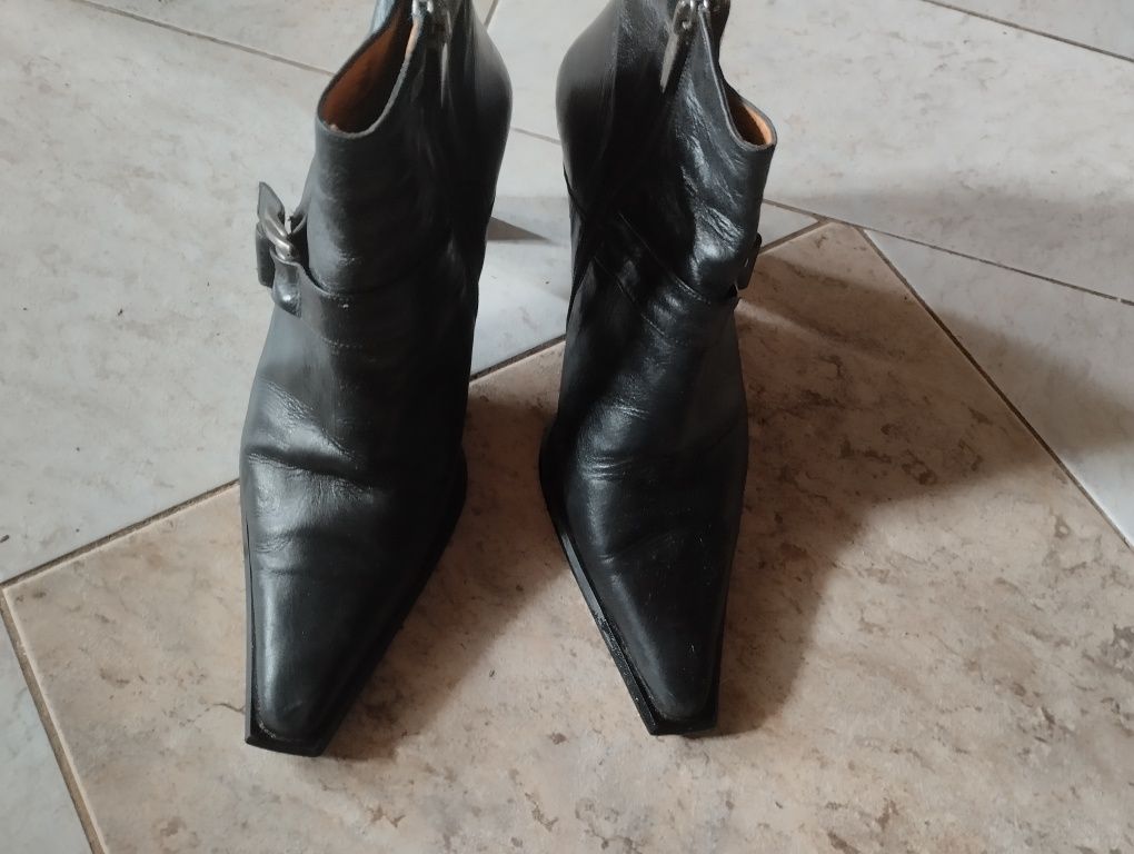 Botin senhora em pele n 38