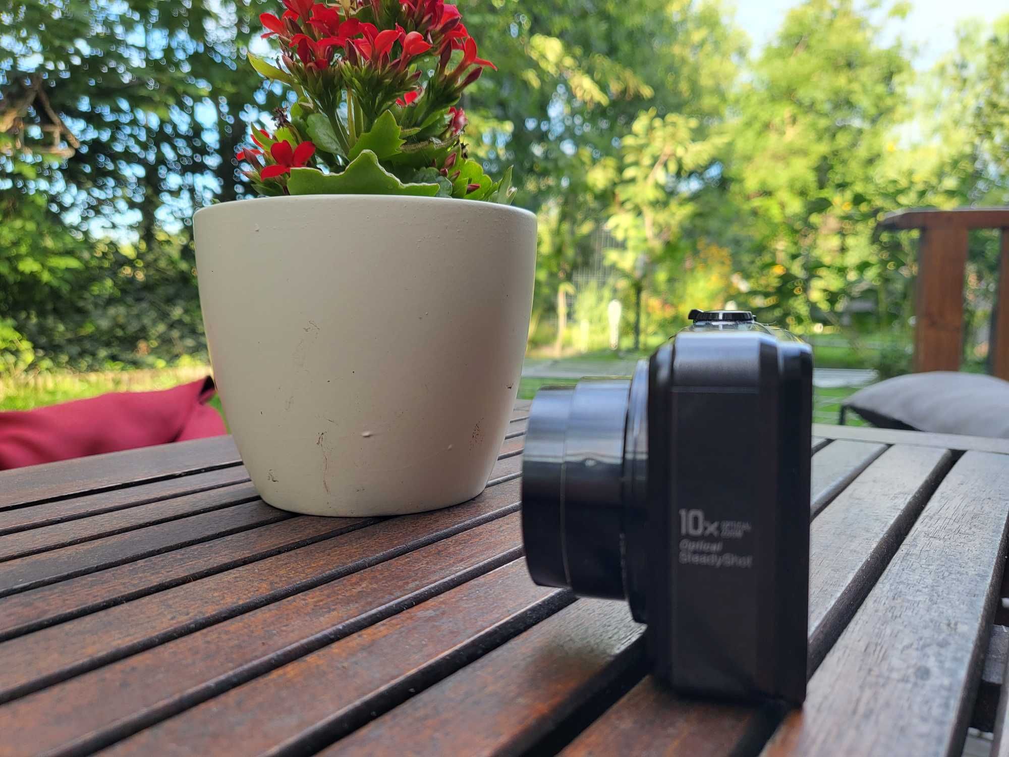 Aparat Sony Cyber-shot DSC-H70