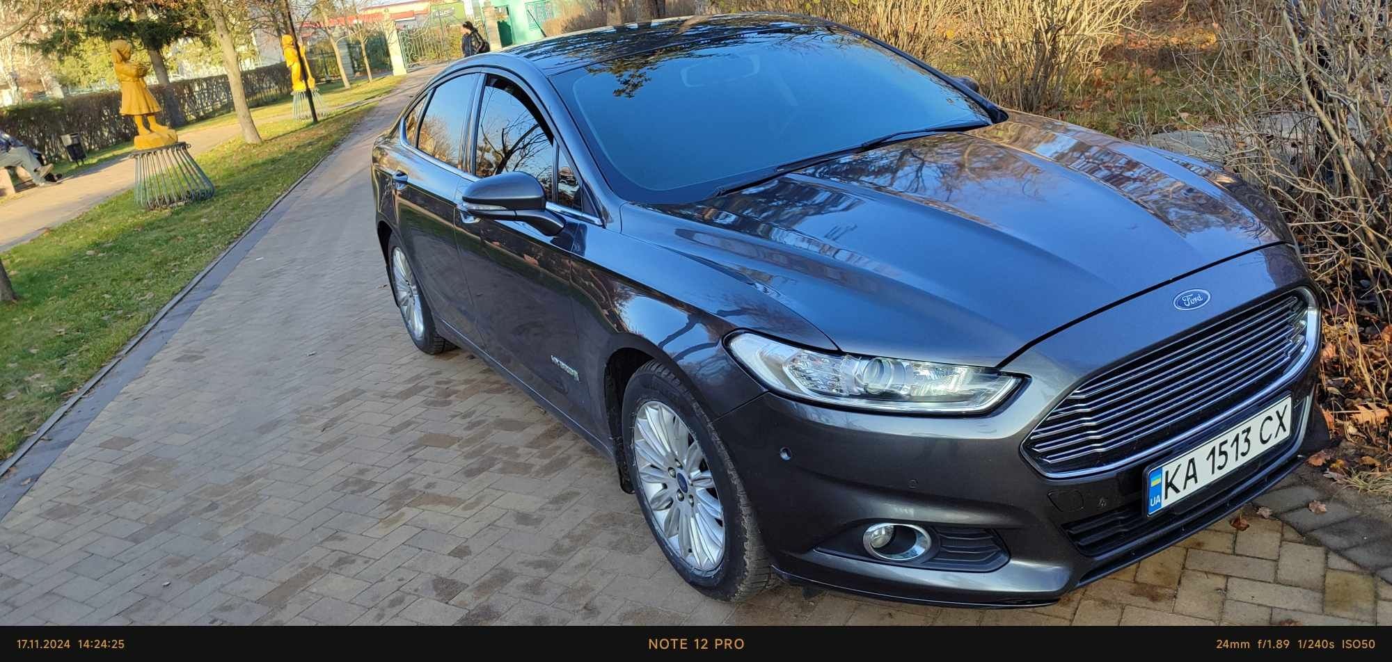 Продам Ford Fusion hybrid USA 2015