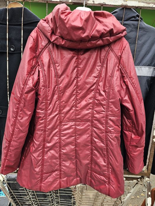 Куртка женская осенне-зимняя.