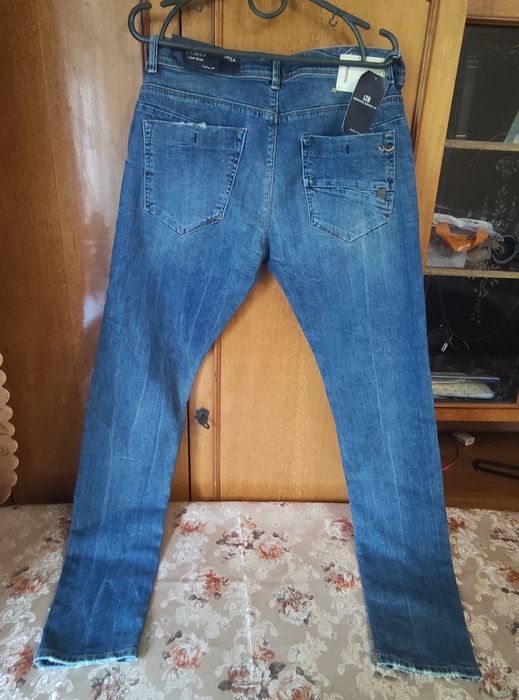 Мужские джинсы, новые, размер 32, Турция