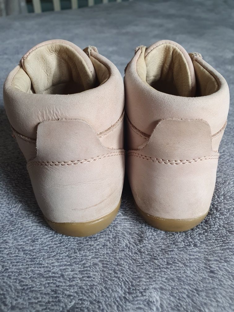Buty przejściowe wiosenno-jesienne pudrowy róż Bobux Step up Timber 22