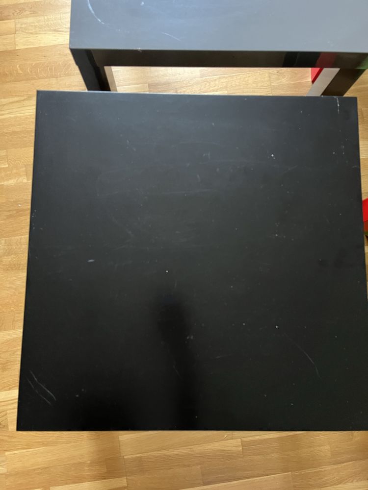 Czarny stolik Lack Ikea