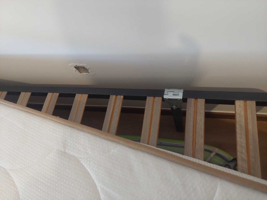 Estrado mais colchão 1,83m x 1,33m